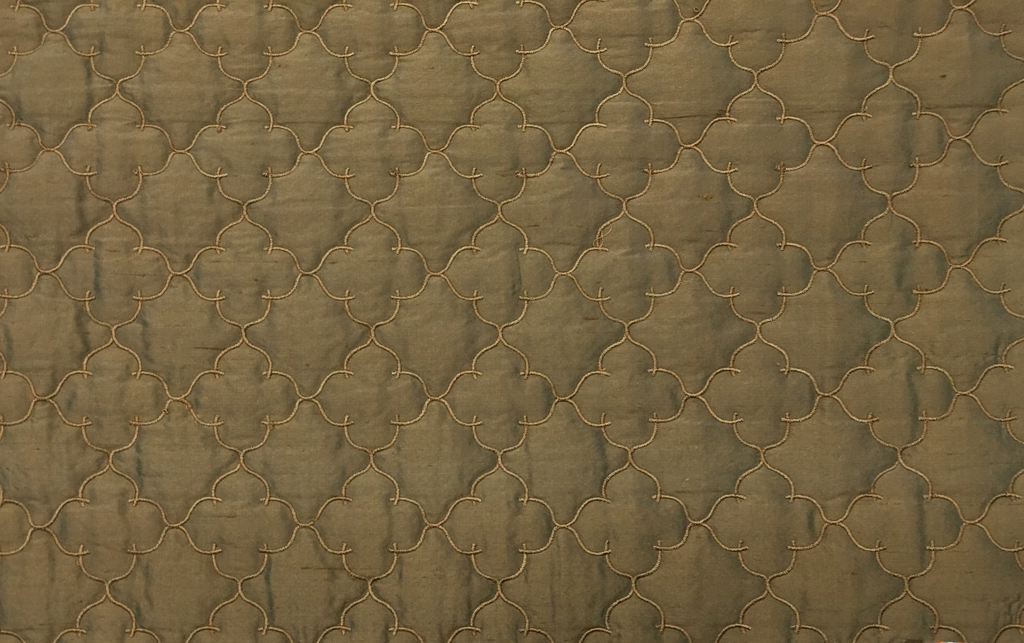 silk embroidery 8082a